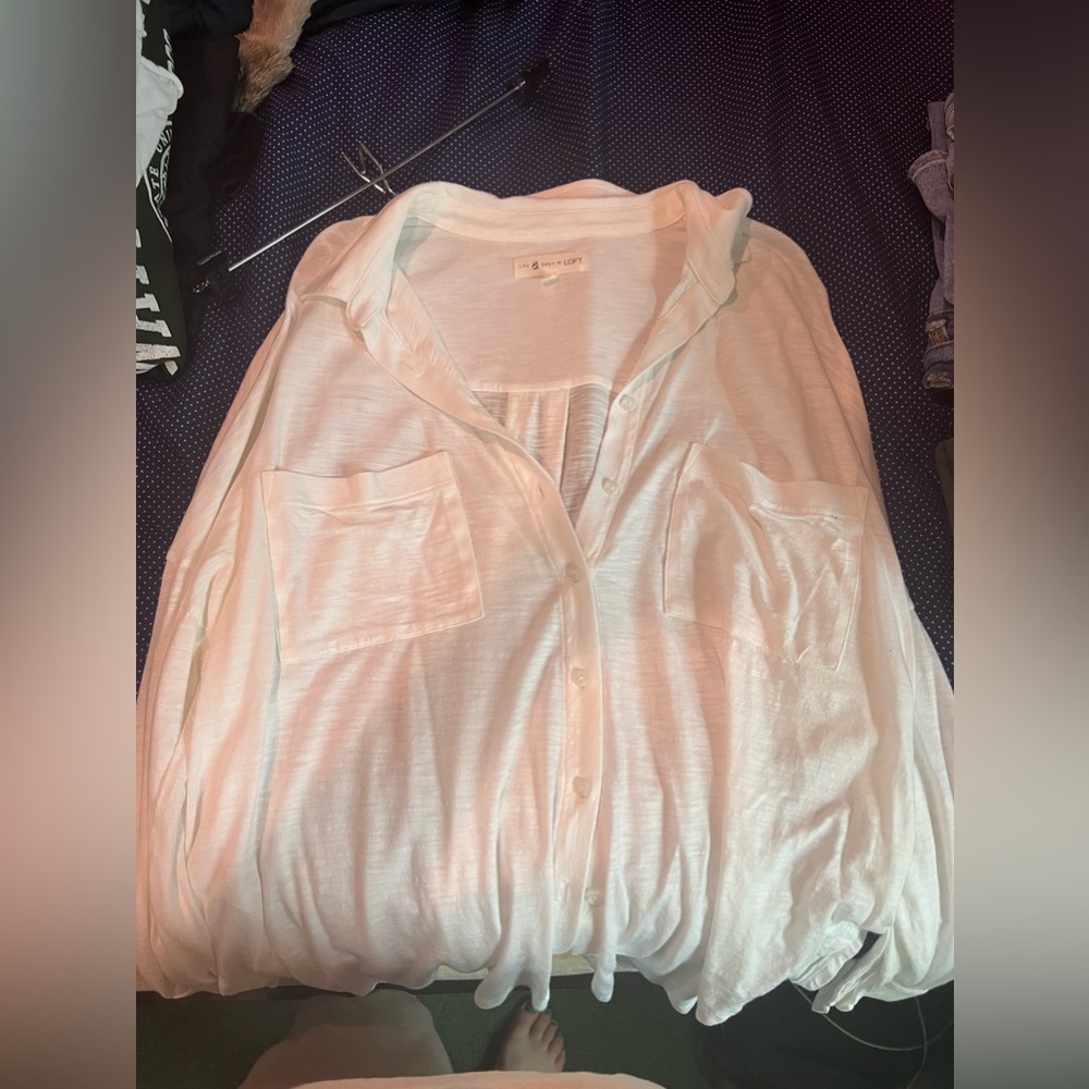 White business vibe long sleeve top from Ann Taylor Loft!